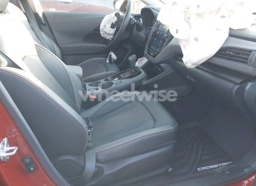 Photo 5 of 2024 Subaru Crosstrek LIMITED (VIN 4S4GUHL67R3793595)