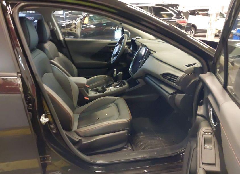 Photo 5 of 2024 Subaru Crosstrek LIMITED (VIN 4S4GUHL68R3706920)