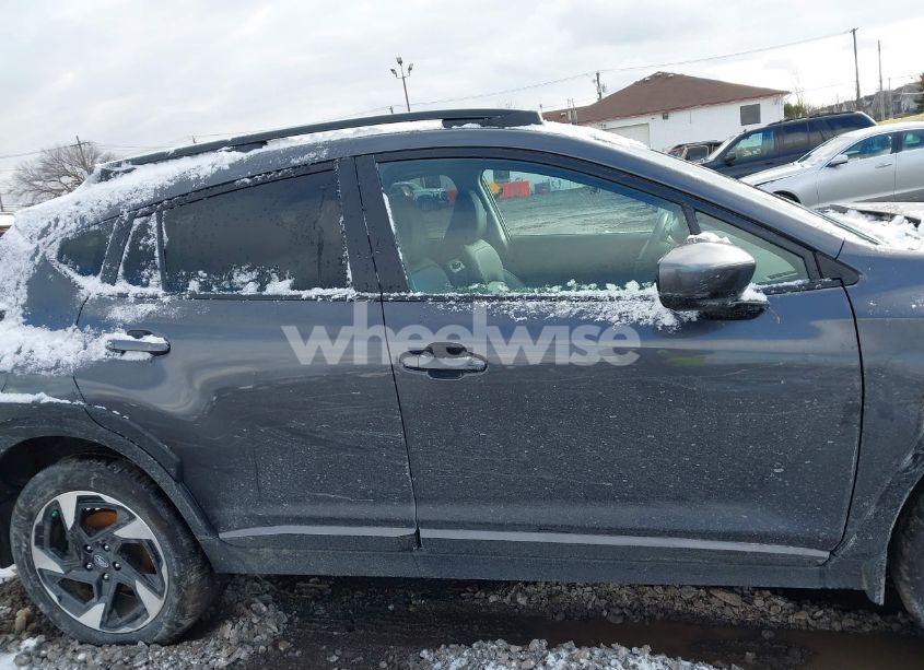 Photo 12 of 2024 Subaru Crosstrek LIMITED (VIN 4S4GUHL6XR3728904)