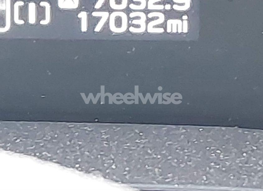 Photo 14 of 2024 Subaru Crosstrek LIMITED (VIN 4S4GUHL6XR3728904)