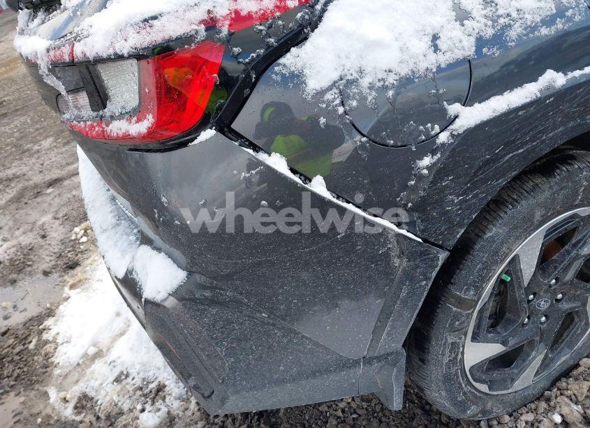 Photo 16 of 2024 Subaru Crosstrek LIMITED (VIN 4S4GUHL6XR3728904)