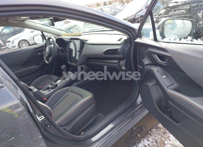 Photo 5 of 2024 Subaru Crosstrek LIMITED (VIN 4S4GUHL6XR3728904)