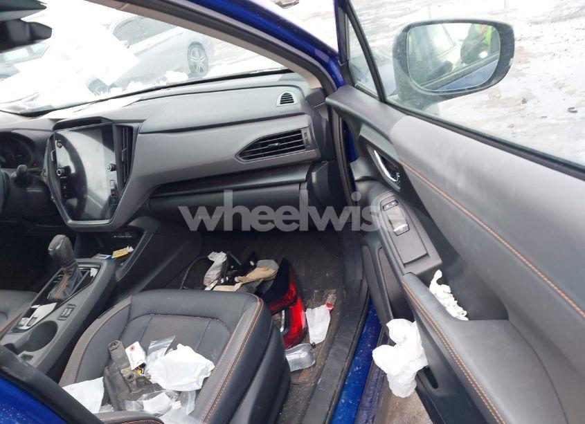 Photo 5 of 2024 Subaru Crosstrek LIMITED (VIN 4S4GUHL6XR3744195)