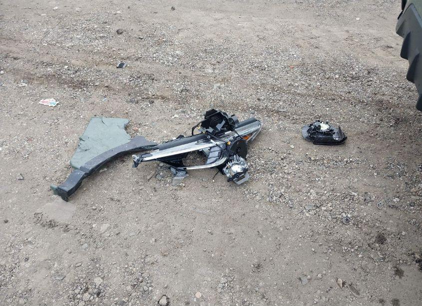 Photo 11 of 2024 Subaru Crosstrek LIMITED (VIN 4S4GUHL6XR3824791)