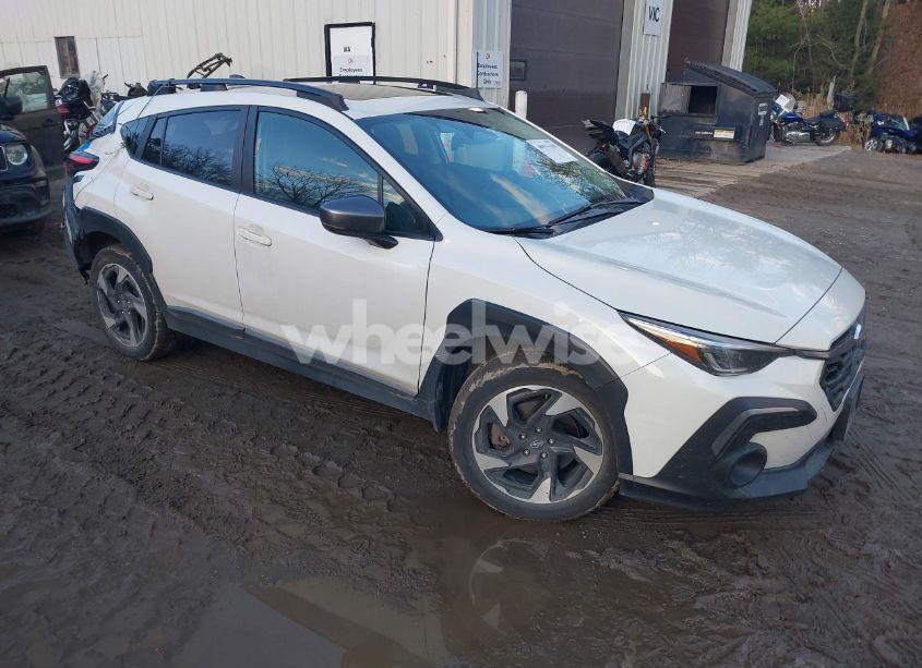 2024 Subaru Crosstrek LIMITED (VIN 4S4GUHM61R3714369) main photo