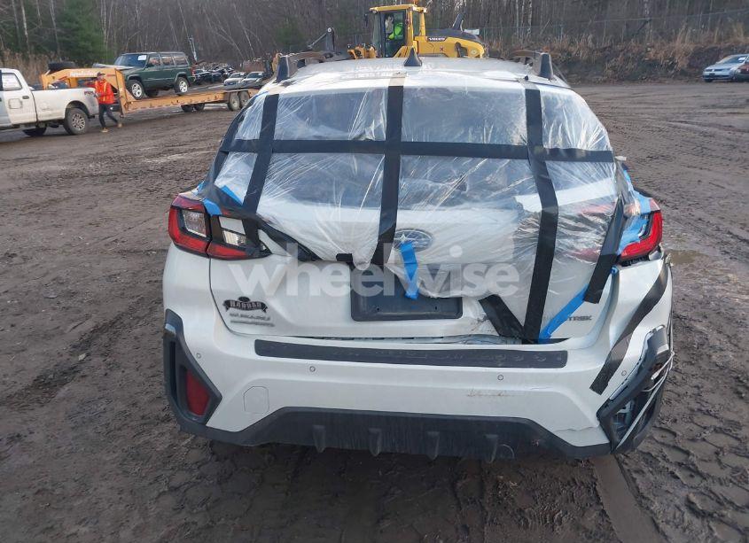 Photo 16 of 2024 Subaru Crosstrek LIMITED (VIN 4S4GUHM61R3714369)