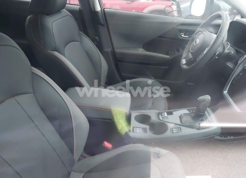 Photo 5 of 2024 Subaru Crosstrek LIMITED (VIN 4S4GUHM68R3769191)