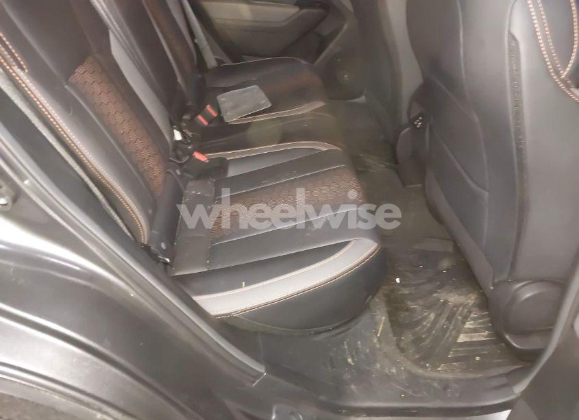 Photo 8 of 2024 Subaru Crosstrek LIMITED (VIN 4S4GUHM6XR3793251)