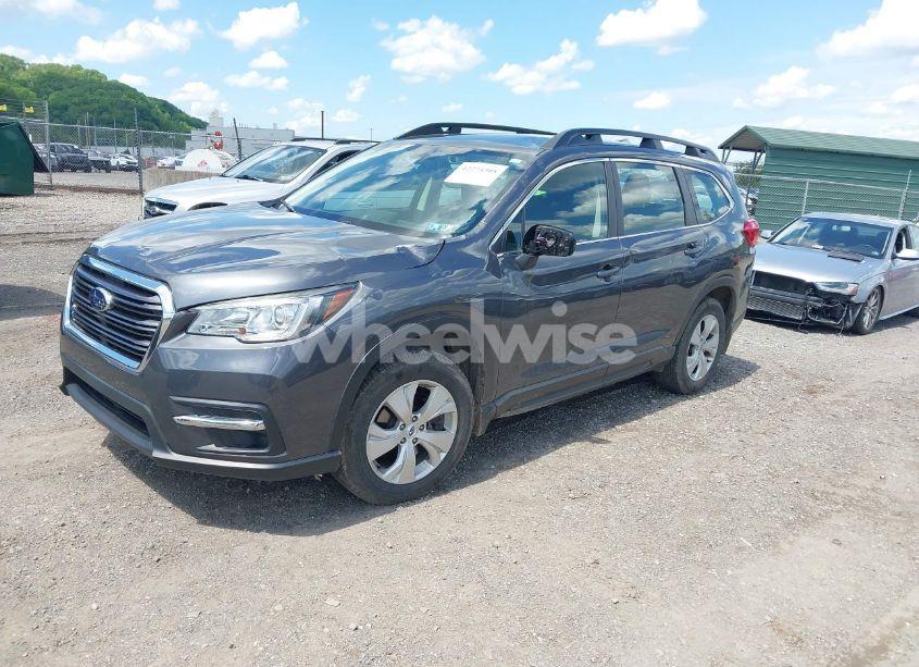 Photo 2 of 2019 Subaru Ascent (VIN 4S4WMAAD0K3443249)