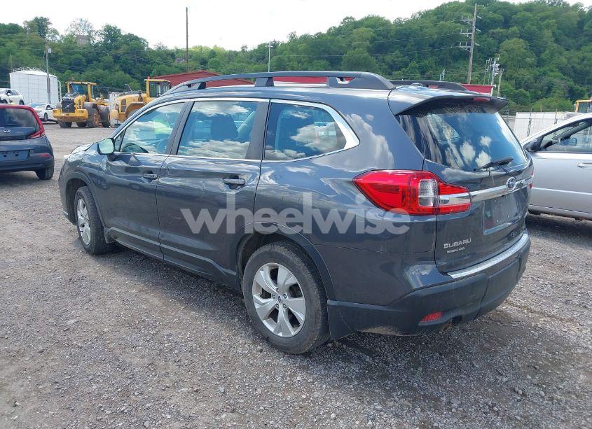 Photo 3 of 2019 Subaru Ascent (VIN 4S4WMAAD0K3443249)