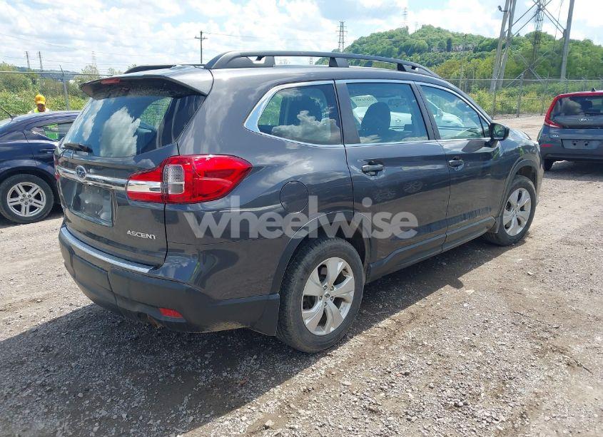 Photo 4 of 2019 Subaru Ascent (VIN 4S4WMAAD0K3443249)