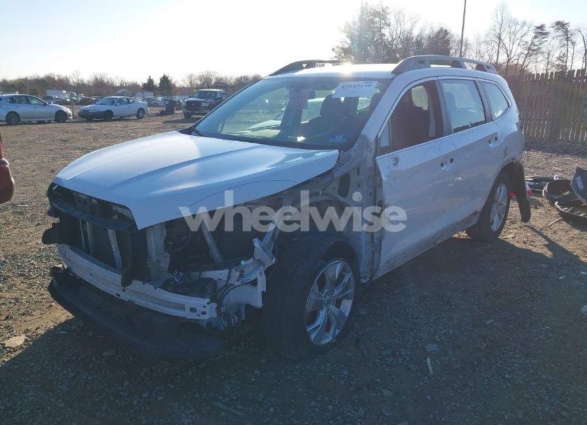 Photo 2 of 2019 Subaru Ascent (VIN 4S4WMAAD7K3455916)