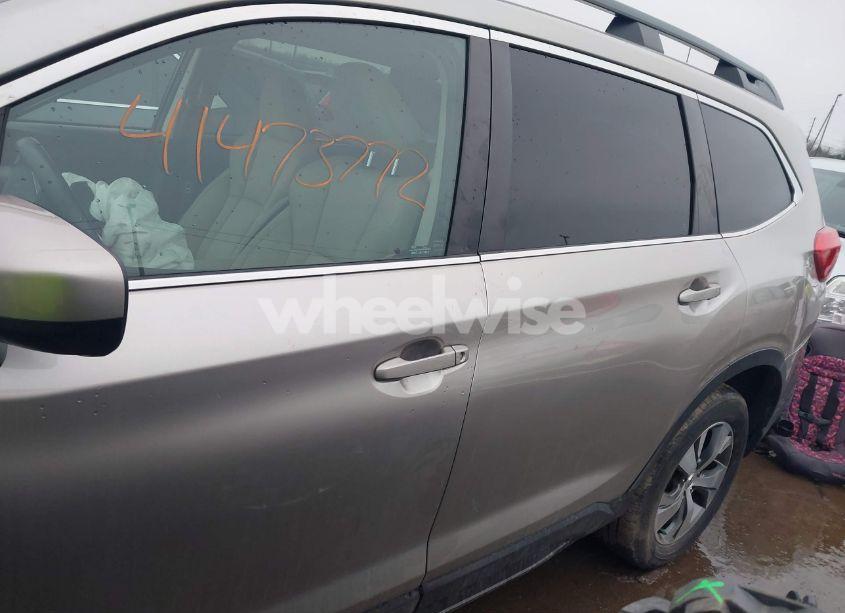 Photo 15 of 2019 Subaru Ascent PREMIUM (VIN 4S4WMABD9K3436699)