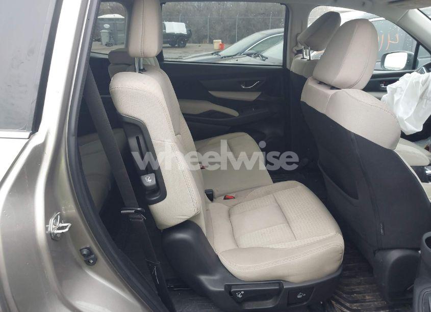 Photo 8 of 2019 Subaru Ascent PREMIUM (VIN 4S4WMABD9K3436699)