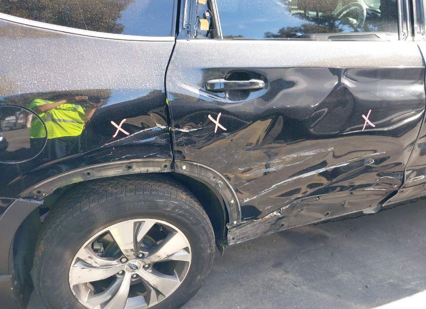 Photo 18 of 2019 Subaru Ascent PREMIUM (VIN 4S4WMACD2K3405373)