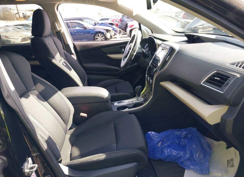 Photo 5 of 2019 Subaru Ascent PREMIUM (VIN 4S4WMACD2K3405373)