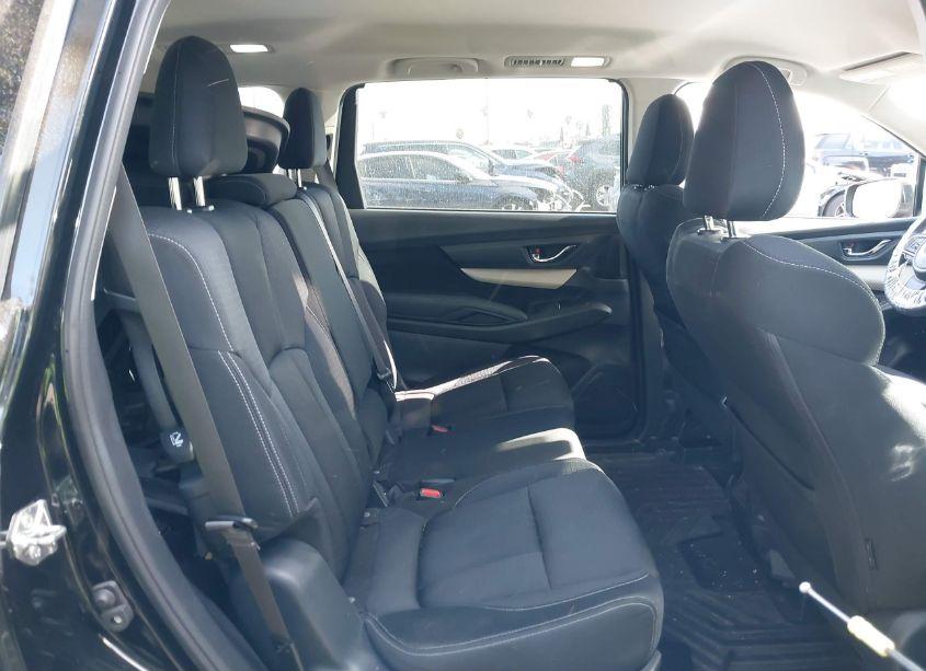 Photo 8 of 2019 Subaru Ascent PREMIUM (VIN 4S4WMACD2K3405373)