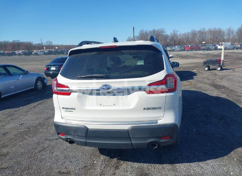 Photo 16 of 2019 Subaru Ascent PREMIUM (VIN 4S4WMACD2K3429091)