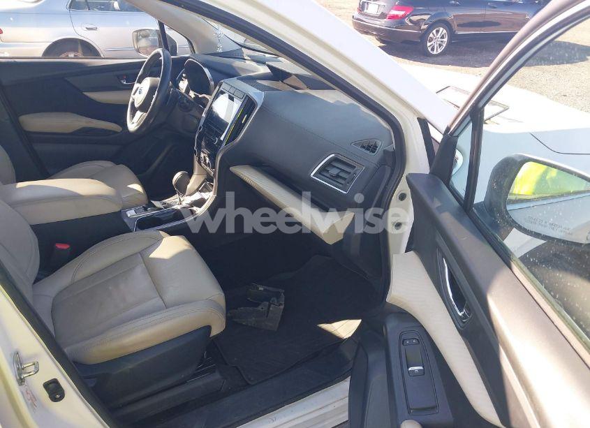 Photo 5 of 2019 Subaru Ascent PREMIUM (VIN 4S4WMACD2K3429091)