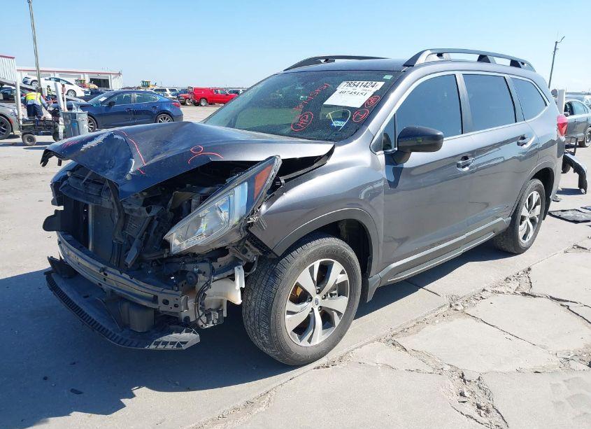 Photo 2 of 2019 Subaru Ascent PREMIUM (VIN 4S4WMACD2K3489002)