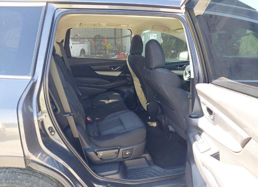 Photo 8 of 2019 Subaru Ascent PREMIUM (VIN 4S4WMACD2K3489002)