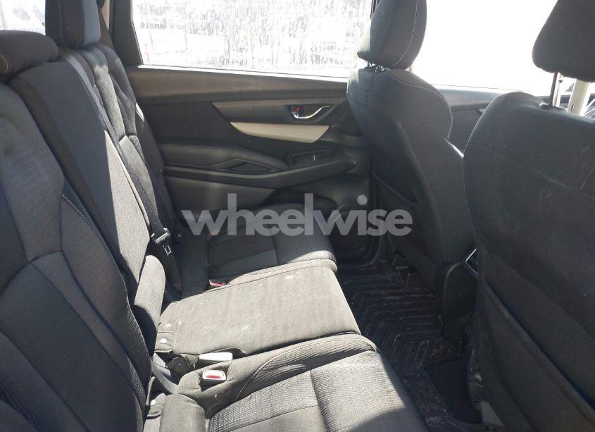 Photo 8 of 2019 Subaru Ascent PREMIUM (VIN 4S4WMACD3K3405558)