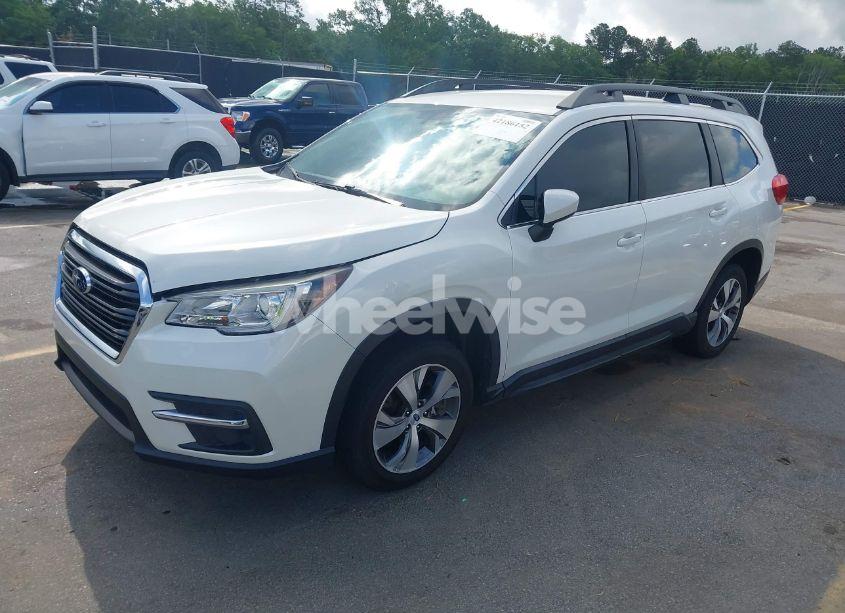 Photo 2 of 2019 Subaru Ascent PREMIUM (VIN 4S4WMACD9K3428066)