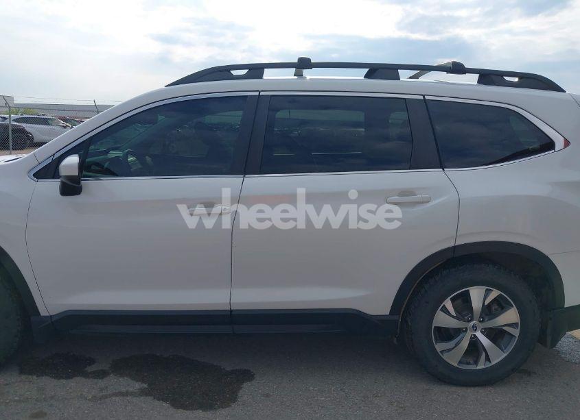 Photo 15 of 2019 Subaru Ascent PREMIUM (VIN 4S4WMACDXK3442512)