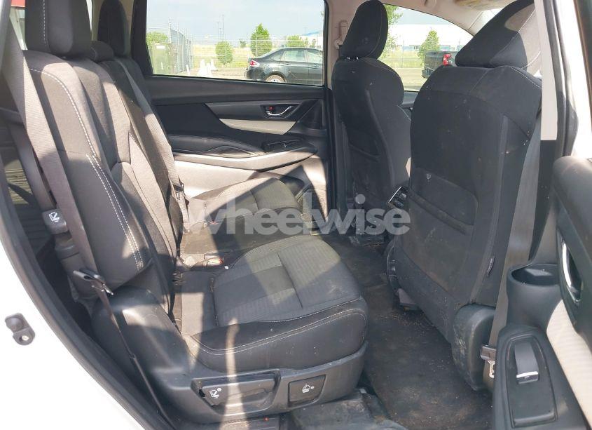 Photo 8 of 2019 Subaru Ascent PREMIUM (VIN 4S4WMACDXK3442512)