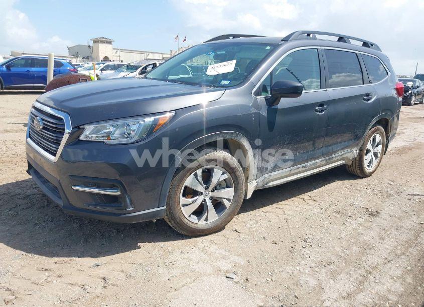 Photo 2 of 2020 Subaru Ascent PREMIUM (VIN 4S4WMACDXL3458761)