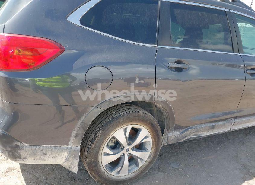 Photo 6 of 2020 Subaru Ascent PREMIUM (VIN 4S4WMACDXL3458761)