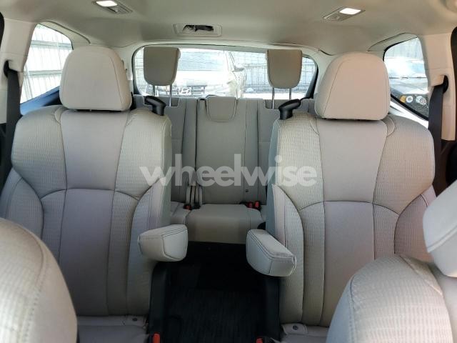 Photo 3 of 2025 SUBARU ASCENT PREMIUM (VIN 4S4WMADD3S3423203)