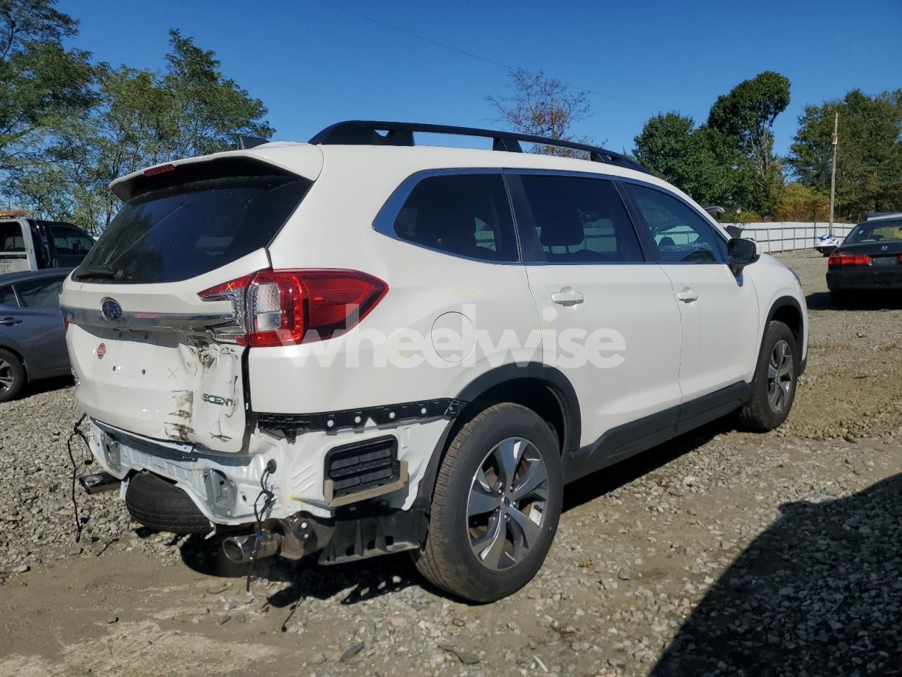 Photo 3 of 2024 SUBARU ASCENT PREMIUM (VIN 4S4WMAED9R3460023)