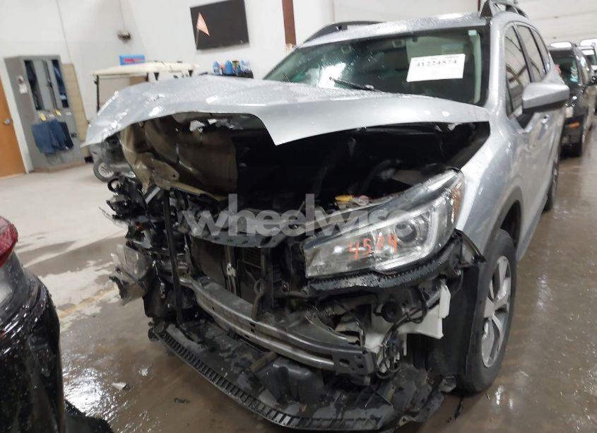 Photo 13 of 2019 Subaru Ascent PREMIUM (VIN 4S4WMAFD0K3444023)