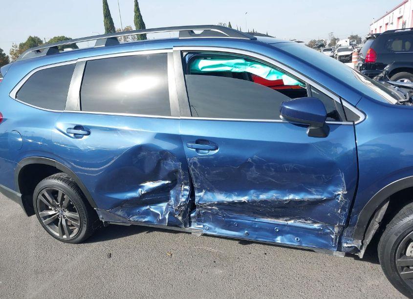 Photo 13 of 2019 Subaru Ascent PREMIUM (VIN 4S4WMAFD3K3434702)