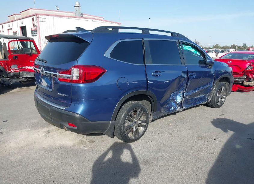 Photo 4 of 2019 Subaru Ascent PREMIUM (VIN 4S4WMAFD3K3434702)