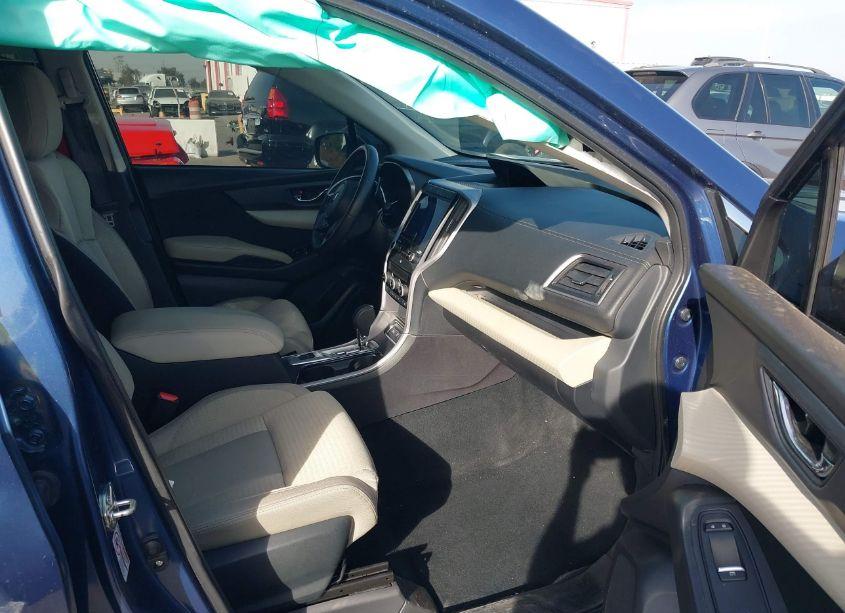 Photo 5 of 2019 Subaru Ascent PREMIUM (VIN 4S4WMAFD3K3434702)