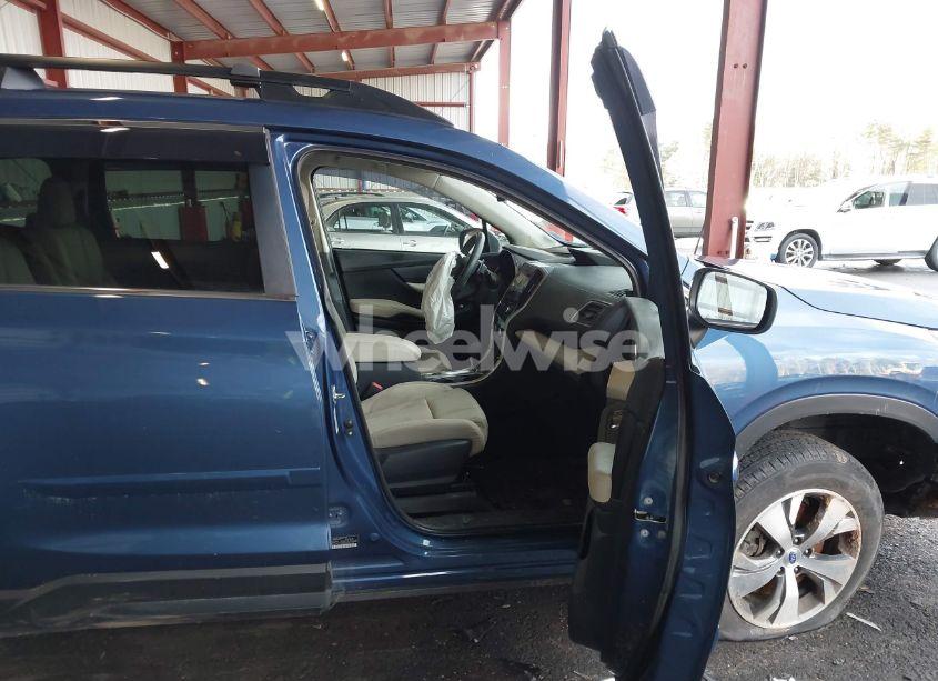 Photo 5 of 2020 Subaru Ascent PREMIUM (VIN 4S4WMAFD3L3401779)