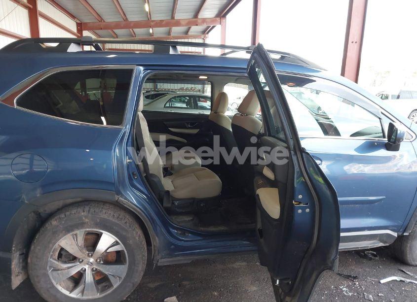 Photo 8 of 2020 Subaru Ascent PREMIUM (VIN 4S4WMAFD3L3401779)