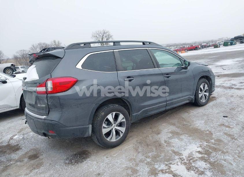 Photo 4 of 2021 Subaru Ascent PREMIUM (VIN 4S4WMAFD3M3429714)