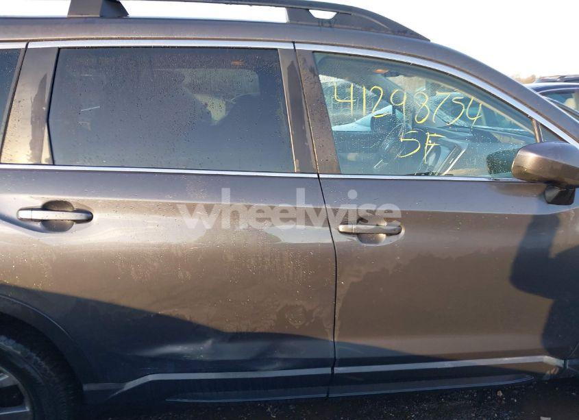 Photo 13 of 2019 Subaru Ascent PREMIUM (VIN 4S4WMAFD5K3412894)