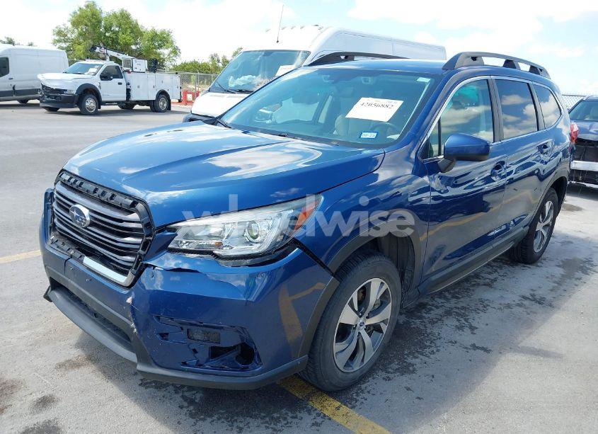 Photo 2 of 2020 Subaru Ascent PREMIUM (VIN 4S4WMAFD5L3424576)