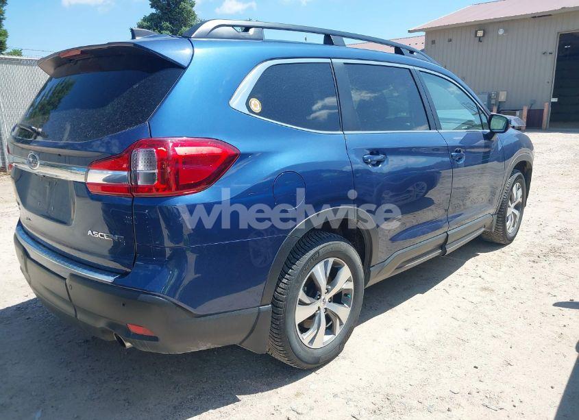 Photo 4 of 2021 Subaru Ascent PREMIUM (VIN 4S4WMAFD6M3428461)