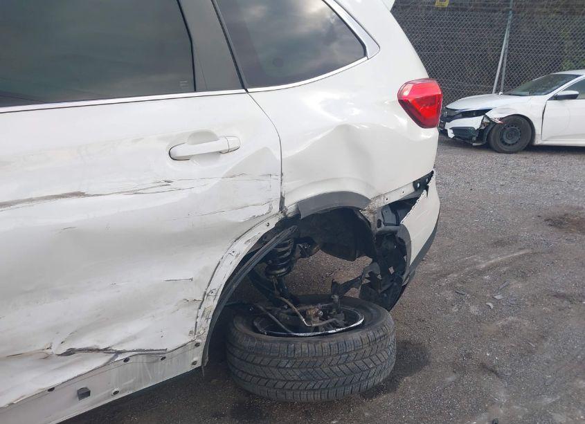 Photo 6 of 2021 Subaru Ascent PREMIUM (VIN 4S4WMAFD7M3423897)