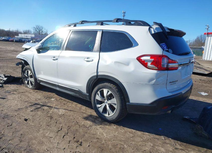 Photo 3 of 2020 Subaru Ascent PREMIUM (VIN 4S4WMAFD8L3464960)