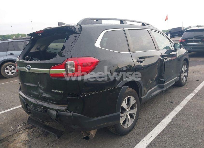 Photo 4 of 2021 Subaru Ascent PREMIUM (VIN 4S4WMAFD9M3448624)