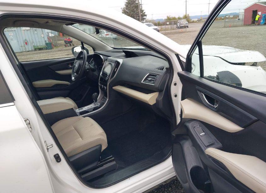 Photo 5 of 2019 Subaru Ascent PREMIUM (VIN 4S4WMAFDXK3419839)