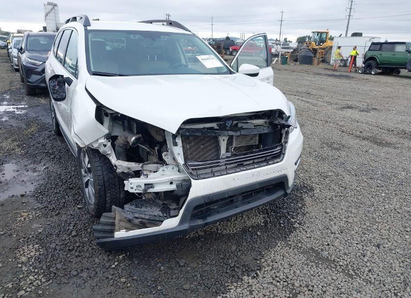 Photo 6 of 2019 Subaru Ascent PREMIUM (VIN 4S4WMAFDXK3419839)