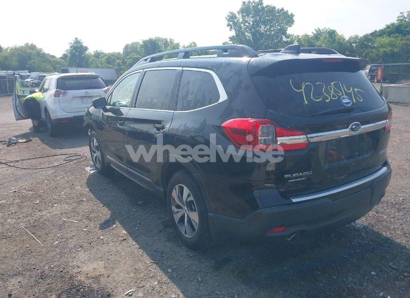 Photo 3 of 2019 Subaru Ascent PREMIUM (VIN 4S4WMAFDXK3428153)