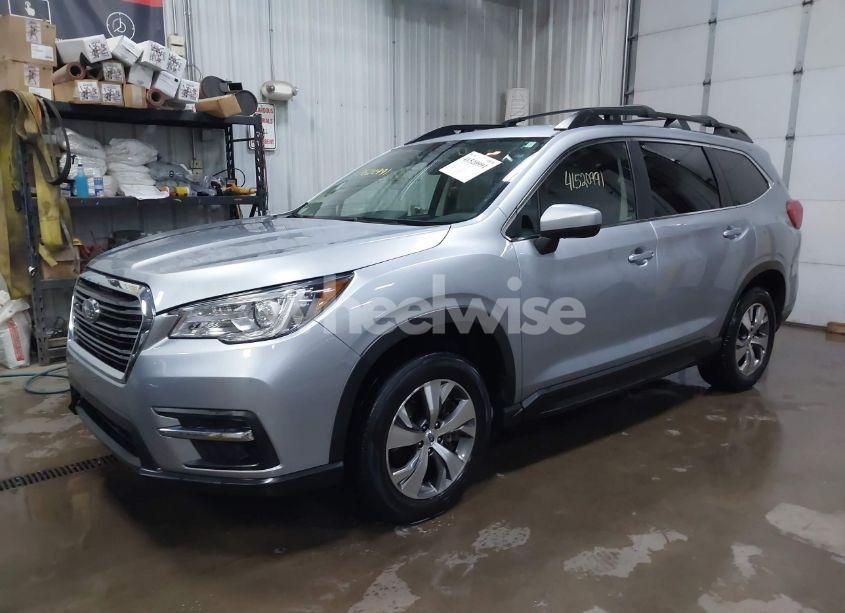Photo 2 of 2021 Subaru Ascent PREMIUM (VIN 4S4WMAFDXM3420217)